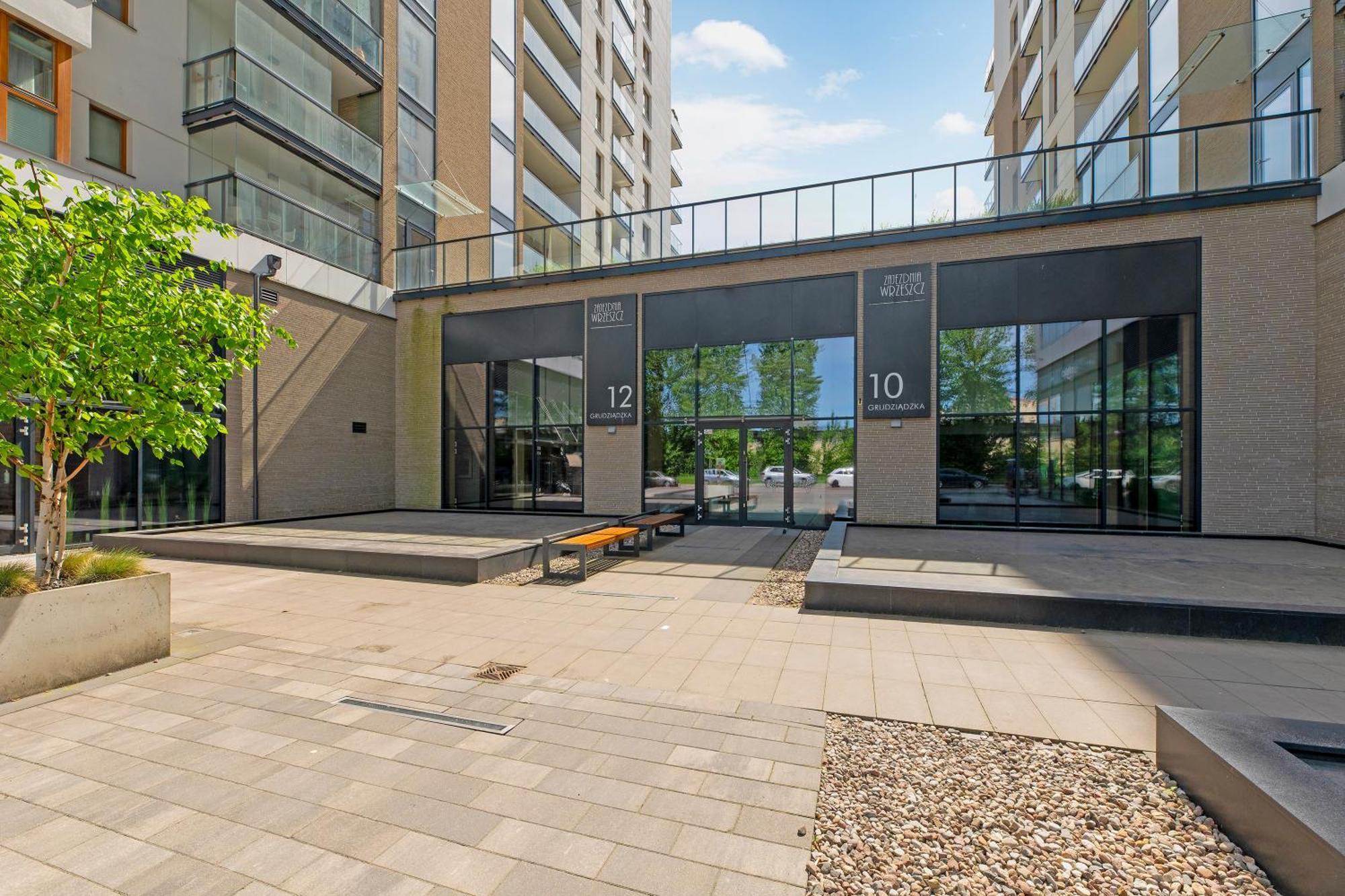 Zajezdnia Wrzeszcz Seaside & Parking By Downtown Apartments Gdańsk Exteriör bild